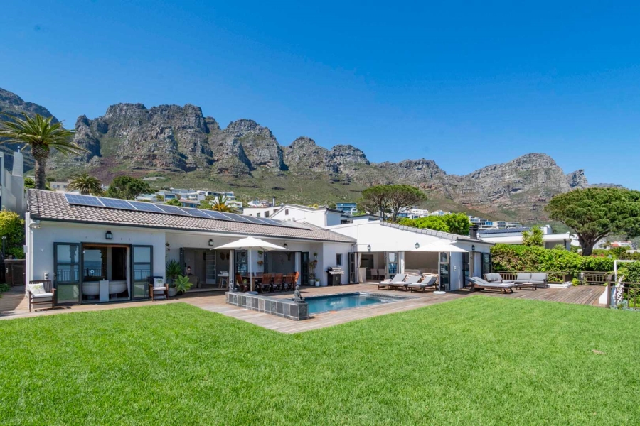 6 Bedroom Property for Sale in Camps Bay Western Cape